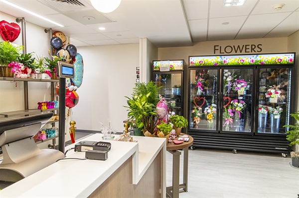 New Plaza Gift and Flower Shop Opens